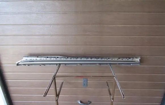 Hyundai Veloster Front sill (body part) 