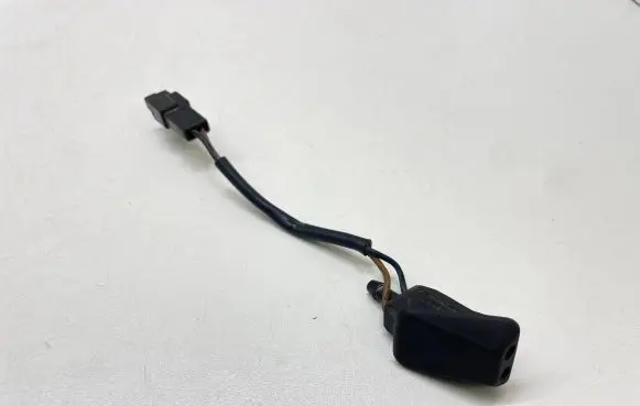 Audi A3 S3 8L Windshield washer spray nozzle 8L0955988