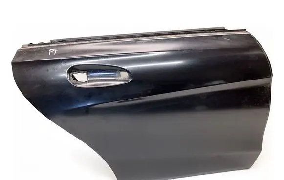 Mercedes-Benz CLA C117 X117 W117 Rear door