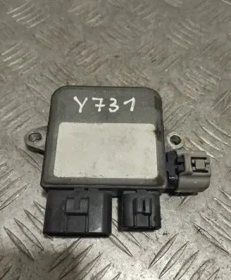 Tesla Model S Coolant fan relay 21493B210B