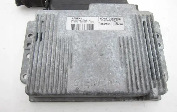 Renault Megane I Engine control unit/module S105300201F