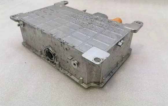 Mercedes-Benz EQC Voltage converter inverter A0009009026