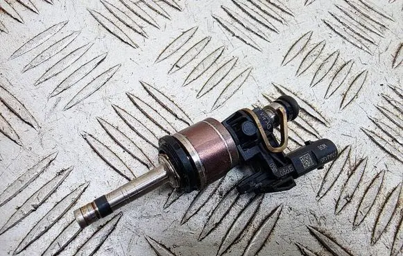 Audi A1 Fuel injector 05C036E