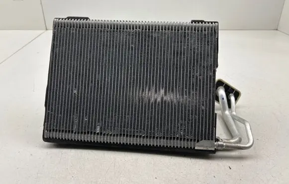 BMW 2 G42 Air conditioning (A/C) radiator (interior) T63828B