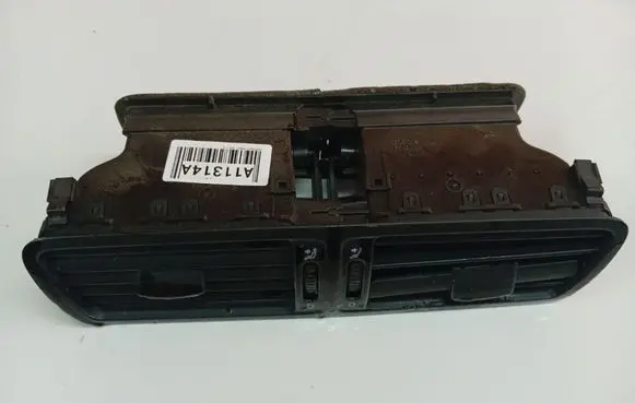 Volkswagen PASSAT B6 Dash center air vent grill 3C2819728DO