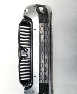Skoda Octavia Mk4 Front bumper 5E3807221