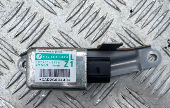 Subaru Legacy Airbag deployment crash/impact sensor 98236AG010 XAD2G63430 1879000700