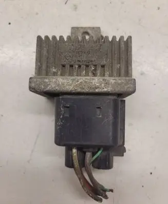 Renault Scenic I Glow plug pre-heat relay 7700115078