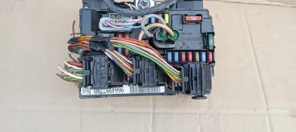 Peugeot 207 BSM Control unit 