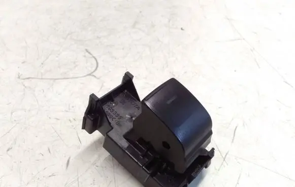 Toyota Prius (XW50) Electric window control switch 3610G91
