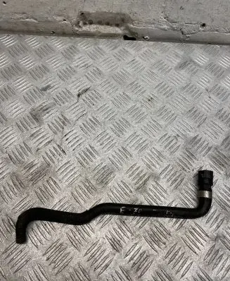 BMW X5 E70 Engine coolant pipe/hose 7536235