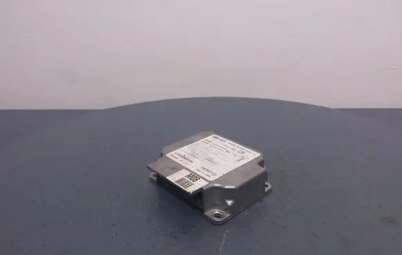 Hyundai Tucson JM Airbag control unit/module 95910-2E700