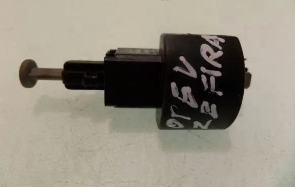 Opel Zafira A Brake pedal sensor switch 09132299 09175172 09175185