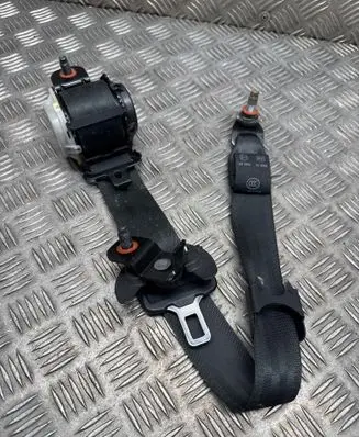 Hyundai Santa Fe Rear seatbelt 898202W000 141662003 84102006