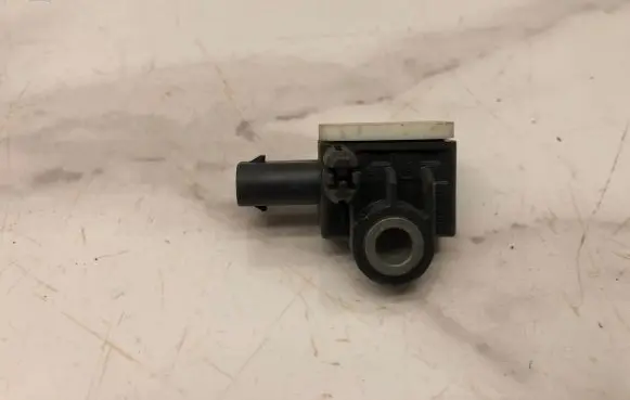 Audi A6 S6 C6 4F Airbag deployment crash/impact sensor 4F0959643C 100427204