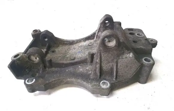 Citroen C4 I Picasso Generator/alternator bracket 9648735580