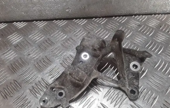 Generator/alternator bracket