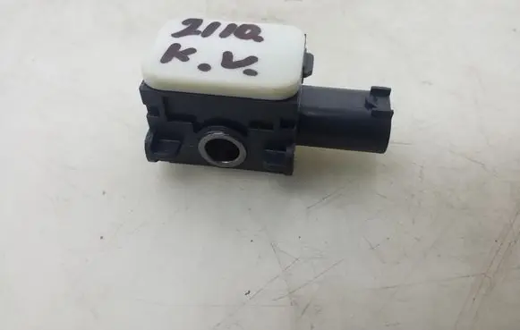 Mercedes-Benz ML W164 Airbag deployment crash/impact sensor A0038202826