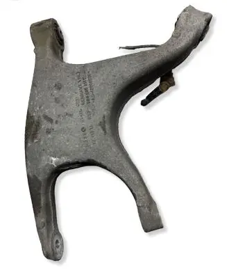 Audi A7 S7 4G Rear upper control arm/wishbone 8R0505311F
