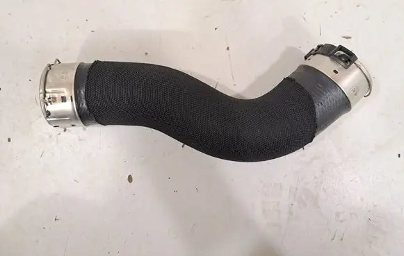 Intercooler hose/pipe