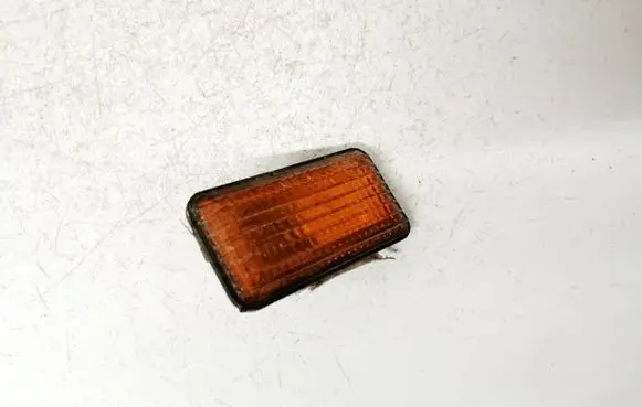 Volkswagen PASSAT B3 Front fender indicator light 357949117
