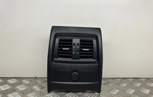BMW 3 F30 F35 F31 Rear air vent grill 926535001 9207330 64229207330