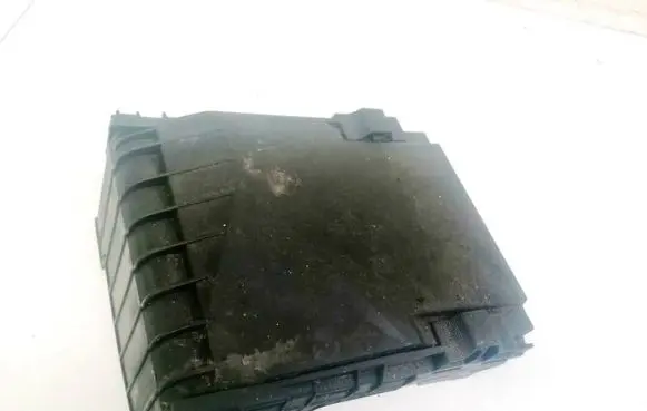 Volkswagen Golf Plus Battery box tray 1K0937132F 017180061