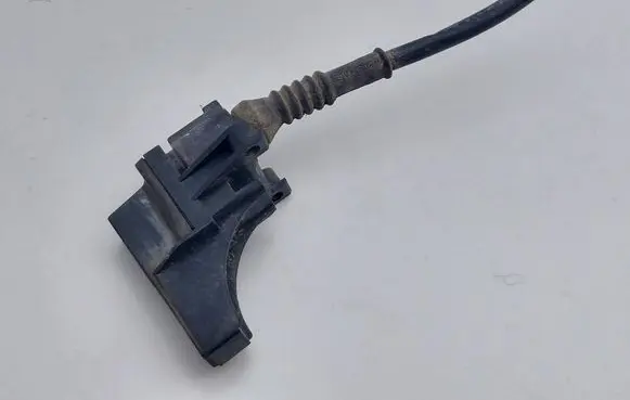 Audi A6 S6 C6 4F Aerial antenna amplifier 4B0919145A