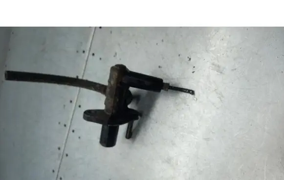 Mazda 626 Clutch master cylinder 
