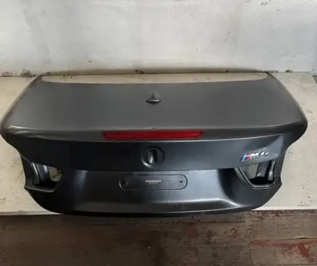 BMW M4 F82 F83 Tailgate/trunk/boot lid 41007354896 41007329518 7329518