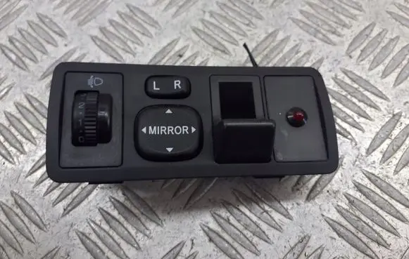 Toyota Corolla E120 E130 A set of switches 