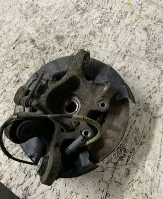 BMW 3 E90 E91 Rear wheel hub