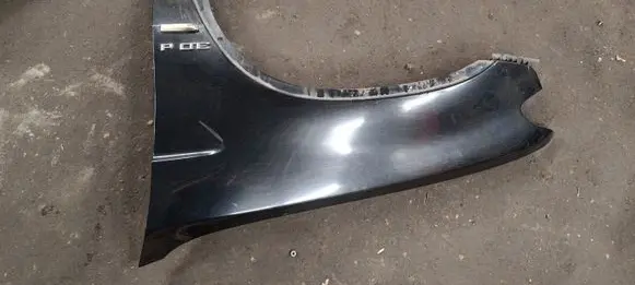 BMW X5 E53 Fender