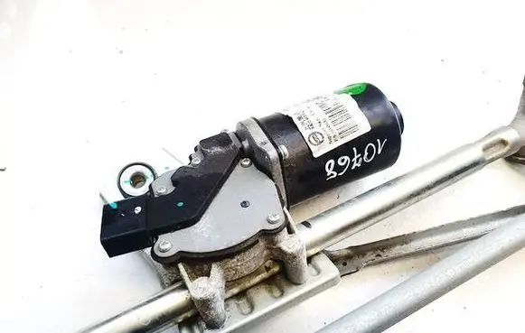 MG HS Wiper motor 10345633 yt076-17