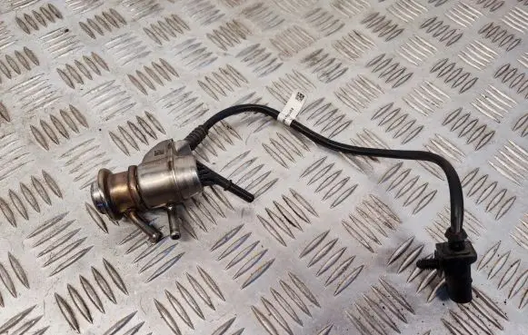 Audi Q7 4M AdBlue injector 4G0131113E