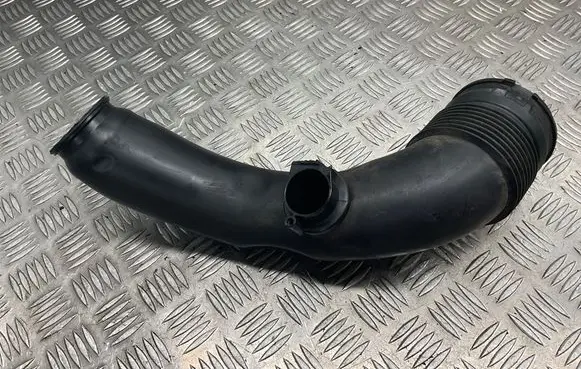 BMW 6 F12 F13 Turbo air intake inlet pipe/hose 7602651 70514721 10737810