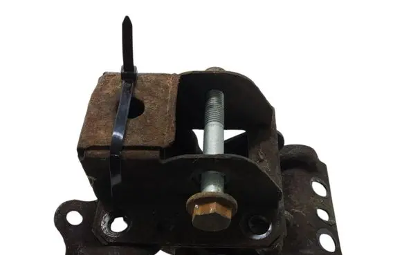 Opel Movano A Other rear suspension part 7700308575E