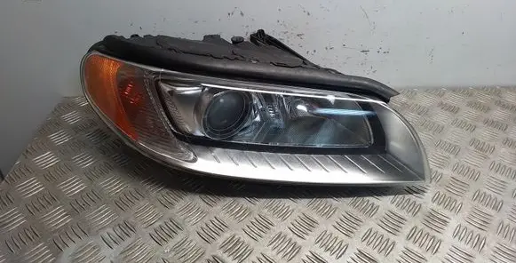 Volvo S80 Headlight/headlamp 31214169