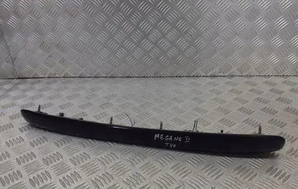 Renault Megane II Rear window tailgate spoiler 8200140480