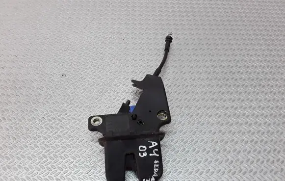 Audi A4 S4 B6 8E 8H Tailgate/trunk/boot lock/catch/latch 8E5827505B