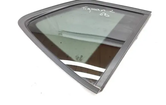 Volkswagen Tiguan Allspace Rear side window 5NN845042C