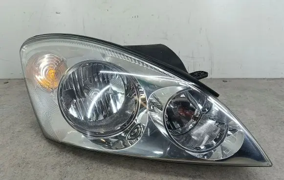 KIA Ceed Headlight/headlamp 