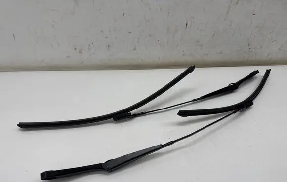 Ford Mustang Mach-E Windshield/front glass wiper blade LJ8B17526AA