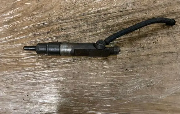 Volkswagen II LT Fuel injector 0432193824