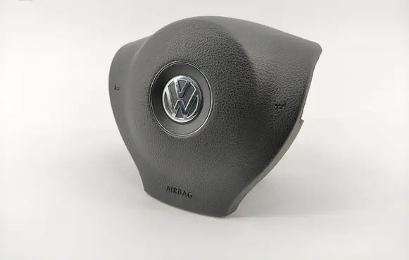 Volkswagen PASSAT B7 Steering wheel airbag 3C8880201T