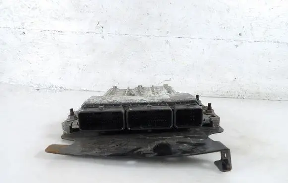 Renault Scenic III - Grand scenic III Engine control unit/module ECU 237104817R