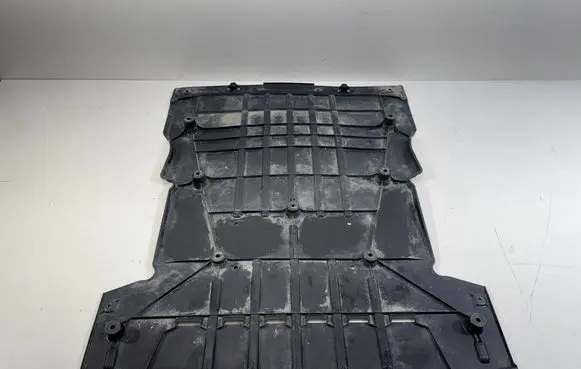 Volkswagen ID.7 Engine splash shield/under tray 1EE825236C