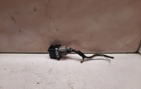 Toyota Corolla Verso E121 Glow plug pre-heat relay 2861067010 1567000671