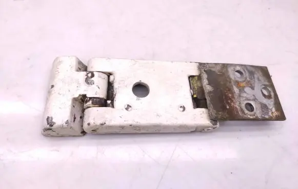 Mercedes-Benz Sprinter W901 W902 W903 W904 Rear door lower hinge