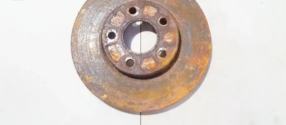 Volvo C30 Front brake disc ventiliuojamas